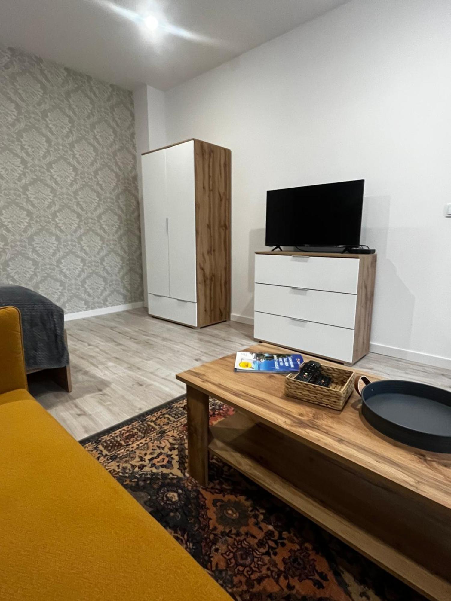 Apartamenty Dbrw Jezyce Poznań Exteriör bild