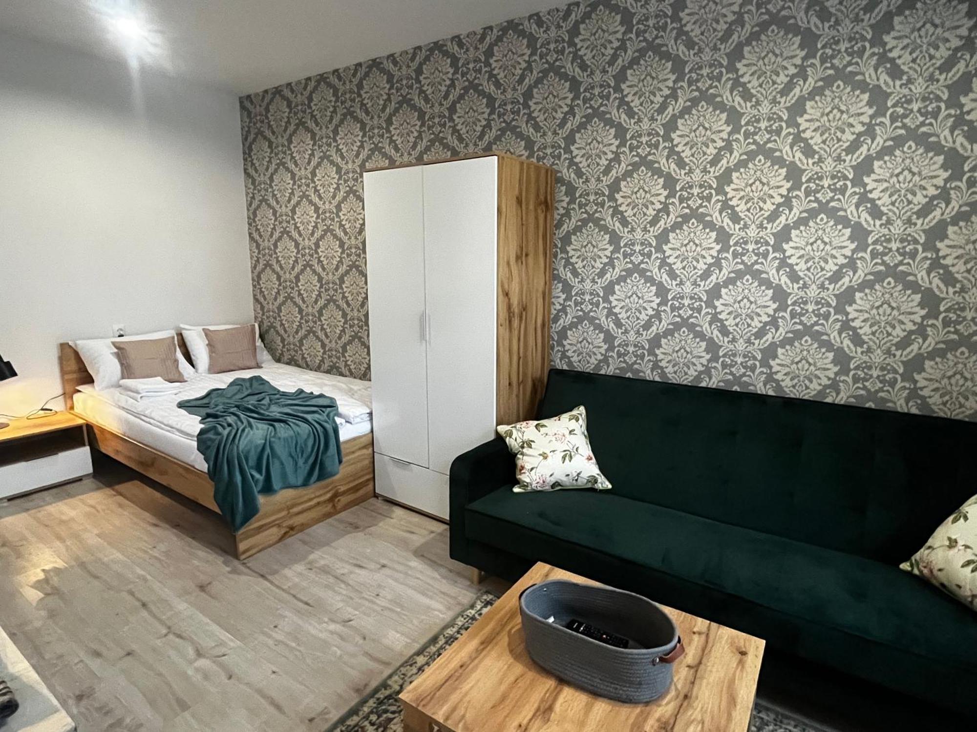 Apartamenty Dbrw Jezyce Poznań Exteriör bild